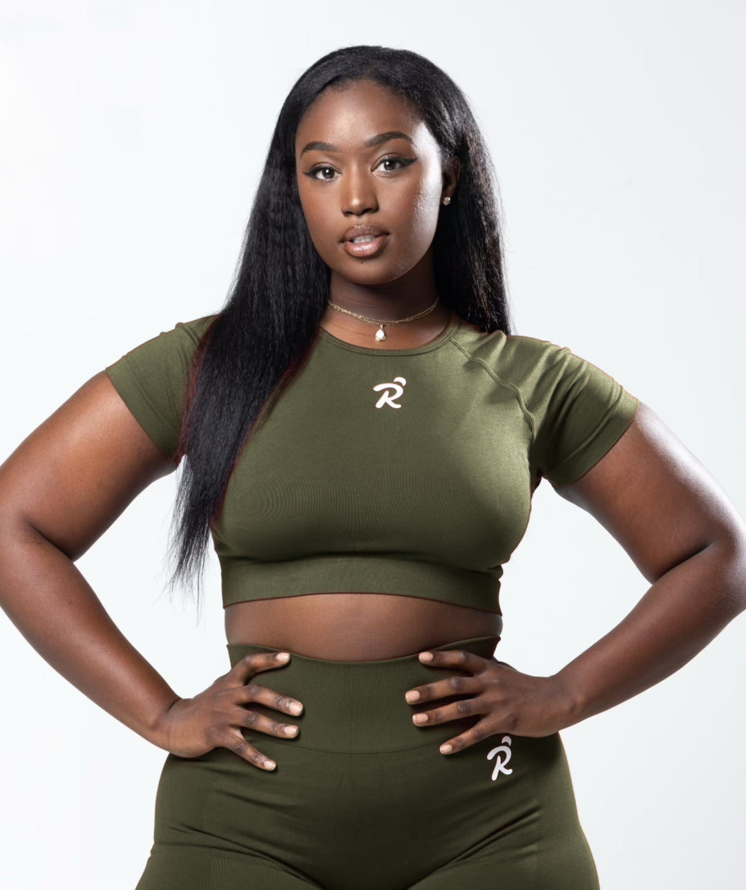 CORE CROPPED TEE - OLIVE GREEN