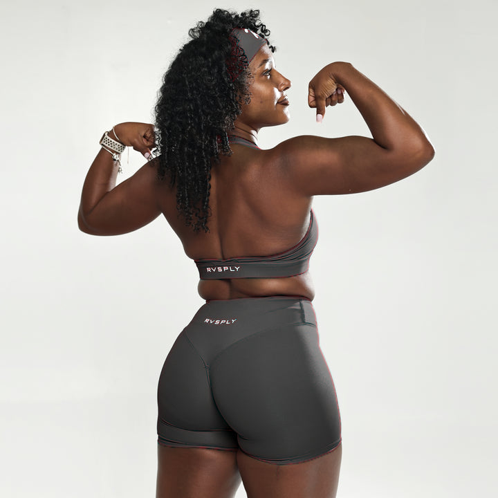 RÊVE Statement Halter Sports Bra - GRAPHITE GRAY